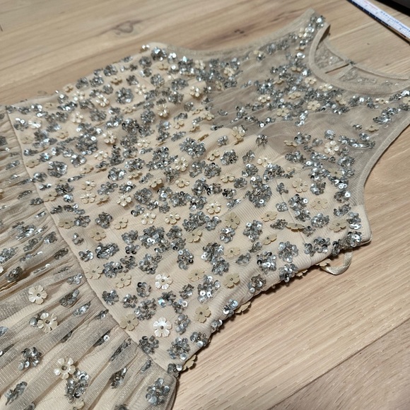 Anthropologie x BHLDN Ginny Embellished Wedding Dress | Size 4 - Picture 4 of 14